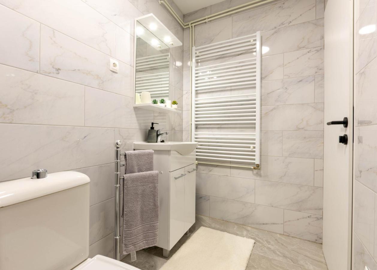 Apartmani Sun & Moon Bjelovar Exterior foto