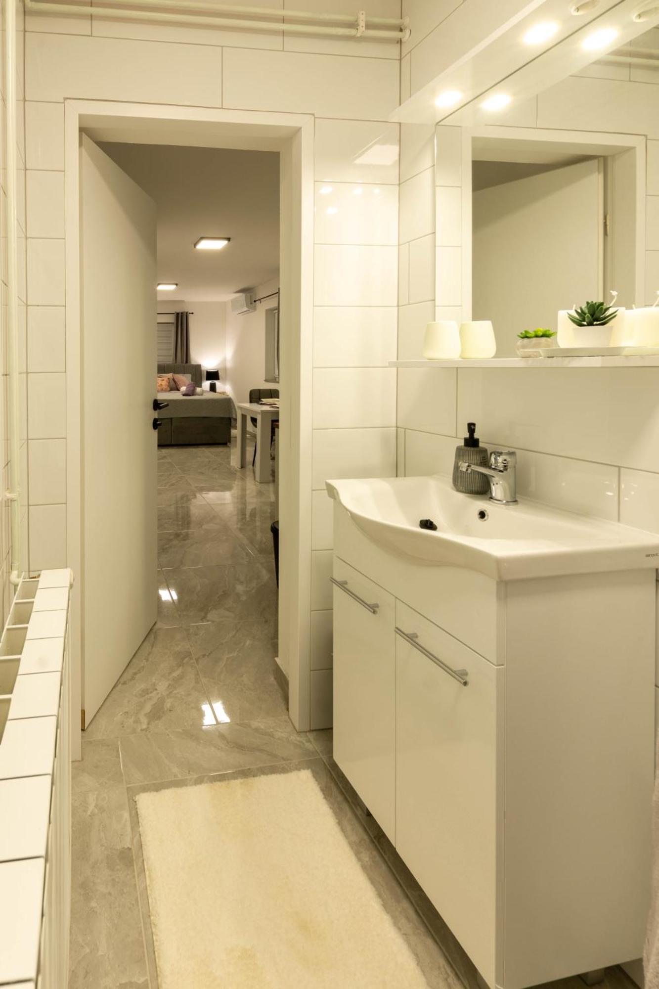 Apartmani Sun & Moon Bjelovar Exterior foto